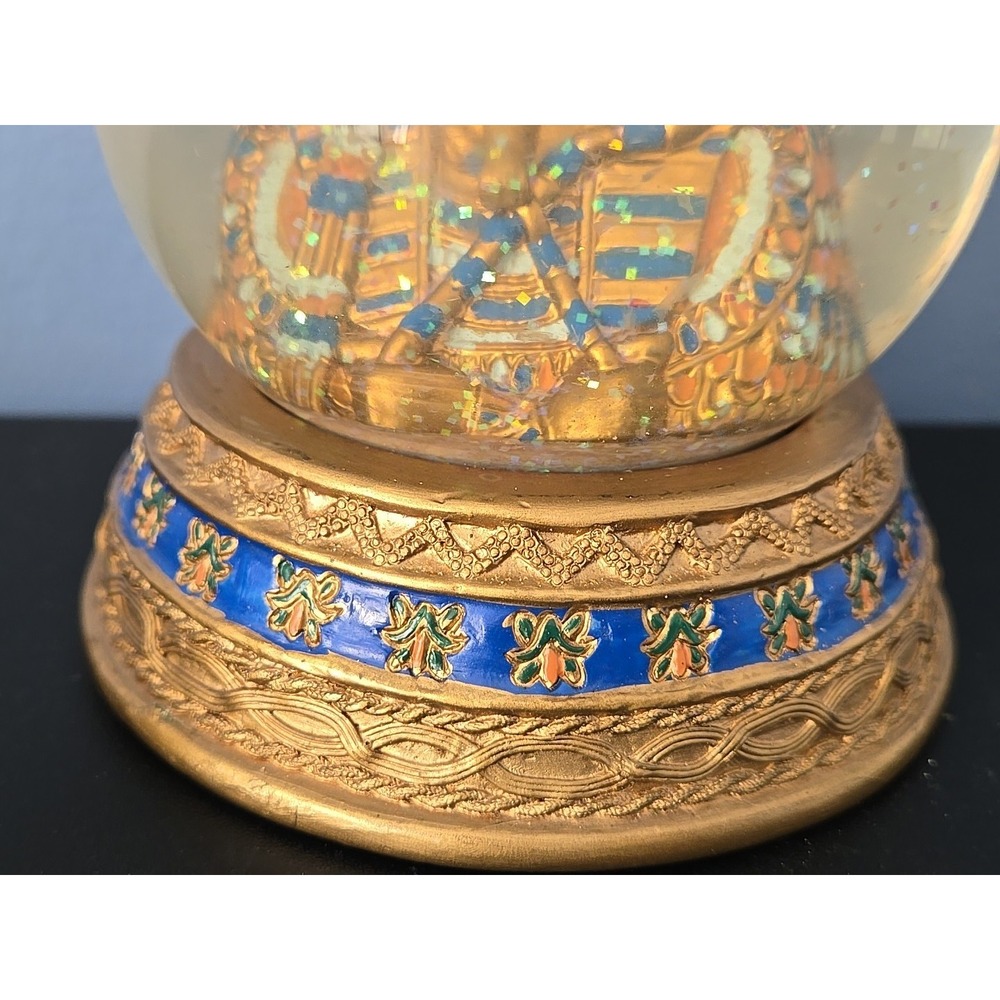 4.5 Inch Cold Cast Resin Egyptian Pharaoh King Tut Water Snow Globe - Picture 2 of 6